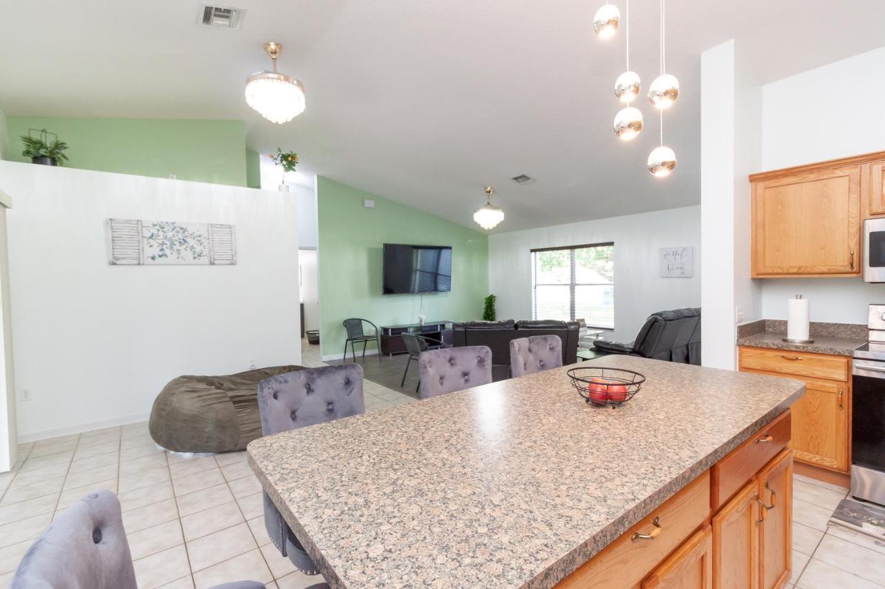 Gorgeous Fully Furnished 2-Bedroom Luxury Villa Kissimmee Exterior foto